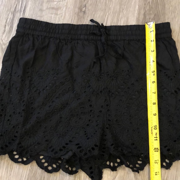 Black Topshop shorts - size 6 - Picture 6 of 6